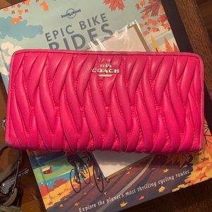 Coach wallet